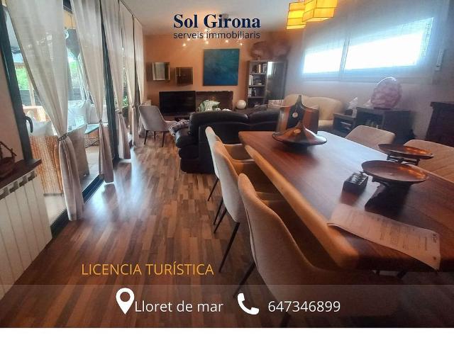 Chalet en venta en Lloret de Mar, de 233 m² 4 habitaciones por 695.000