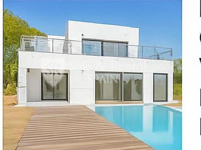 Chalet en Venta en Lloret de Mar, Girona