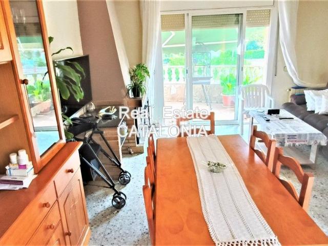Chalet en venta en Lloret de Mar, Lloret Blau La Creu de Lloret Costa Brava. Casa soleada con vistas despejadas cerca de la playa de Lloret. Chalets Lloret de.