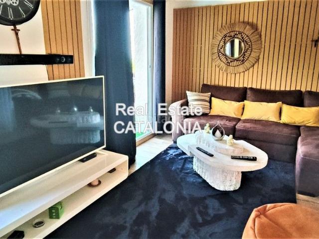 Chalet en venta en Lloret de Mar, Lloret Blau La Creu de Lloret Costa Brava. Casa soleada de estilo Mediterráneo cerca de la playa. Chalets Lloret de.