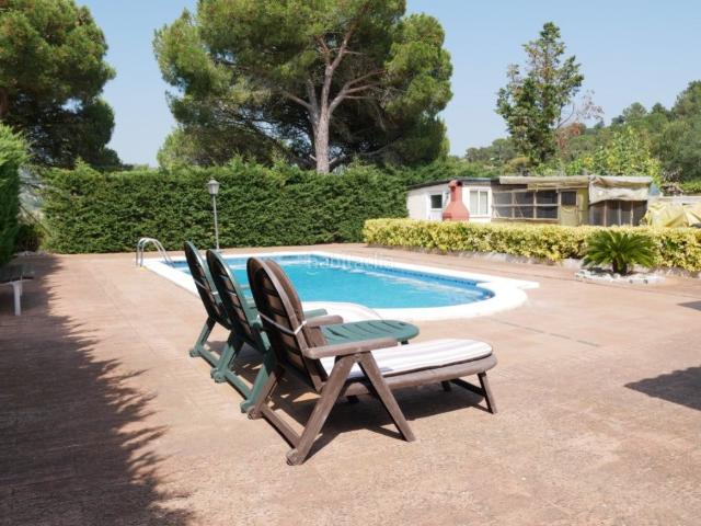Chalet en venta en Lloret de Mar, Lloret Residencial Montlloret Costa Brava. Casa en Lloret Residencial de 3 habitaciones con piscina. Chalets Lloret de.