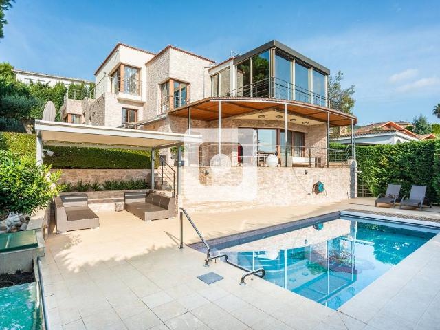 Chalet en venta en Lloret de Mar, Montgoda Costa Brava. EXCLUSIVA CASA EN VENTA EN LLORET DE MAR CON VISTAS ESPECTACULARES. Chalets Lloret de.