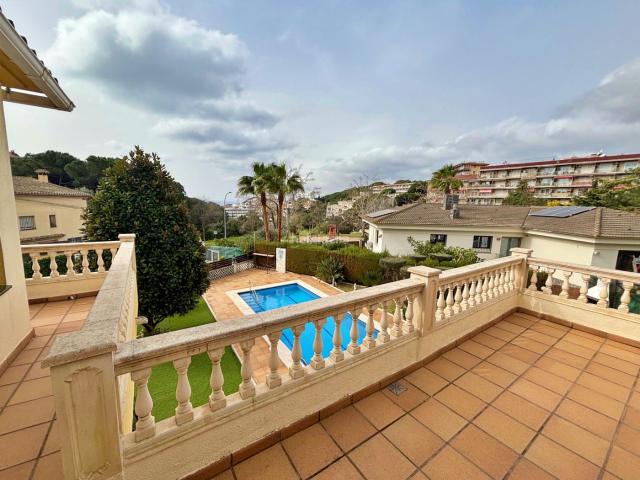 Chalet en venta en Lloret de Mar, Roca Grossa Costa Brava. Chalets Lloret de.