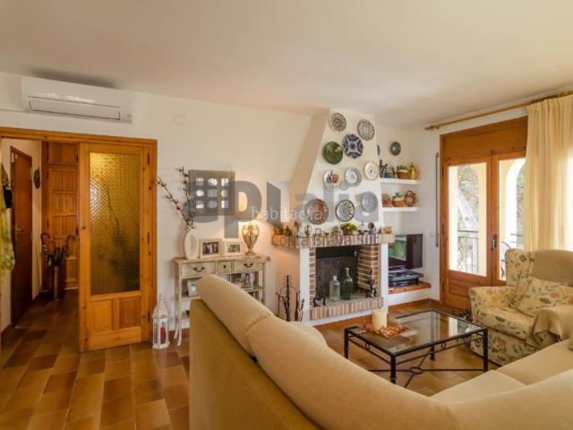 Chalet en venta en Lloret de Mar, Serra Brava Costa Brava. Casa en la urbanización La Riviera con vistas al mar. Chalets Lloret de.