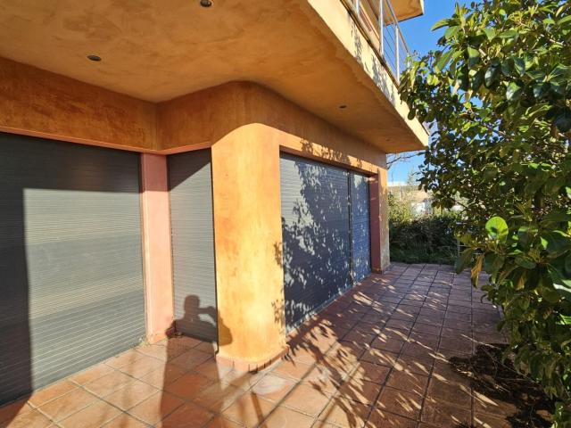 CHALET EN VENTA EN LLORENÇ DEL PENEDES