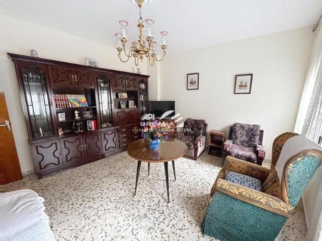 Chalet en venta en Lucena, Calle la Calzada, 14900