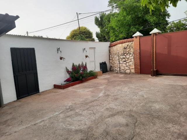 Chalet en venta en Lucena, Las Vegas Campoaras. CHALET ZONA LAS VEGAS. Chalets.