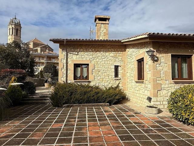 Chalet en venta en Moià, de 555 m² 4 habitaciones por 749.000