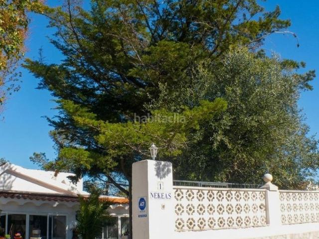 Chalet en venta en Moixent. Chalet urbano en altura con porche de encanto. Chalets.