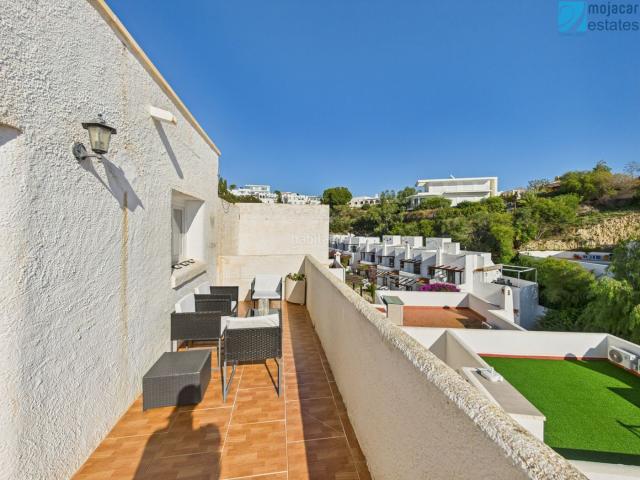 Chalet en venta en Mojácar, Mojácar Playa Las Ventanicas La Paratá. Atractiva casa en venta con vistas al mar y a la montaña cerca de la playa en Mojácar Playa, Almería, Andalucía. Chalets.