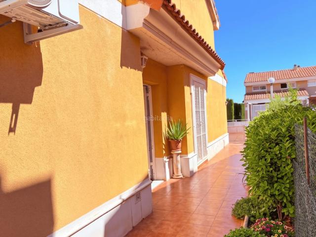 Chalet en venta en Moncada. Próxima al Ceu San Pablo. Chalets.