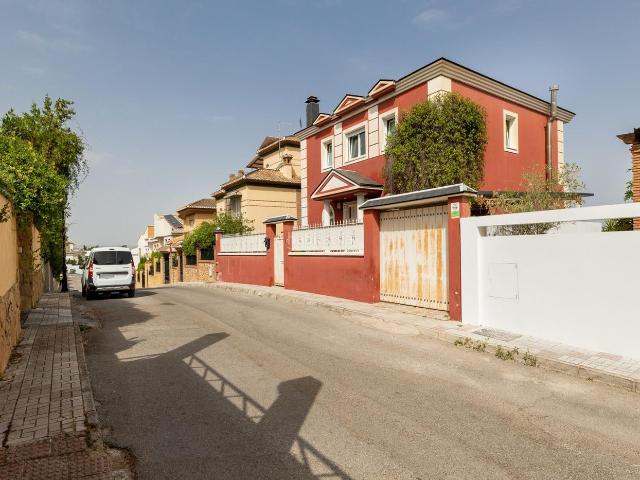 Chalet en venta en Monachil, Barrio de la Vega. CHALET EN EL BARRIO DE MONACHIL. Chalets.