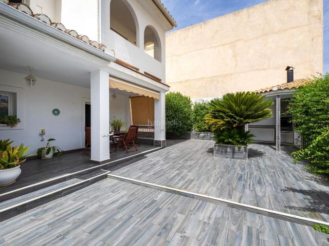 Chalet en venta en Monachil, Barrio de la Vega. Magnífico Chalet con encanto en Monachil. Le encantará!. Chalets.