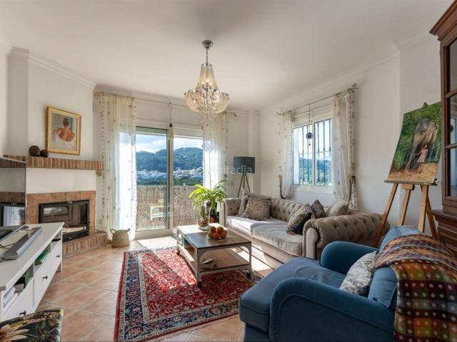 Chalet en venta en Monda. Chalets.
