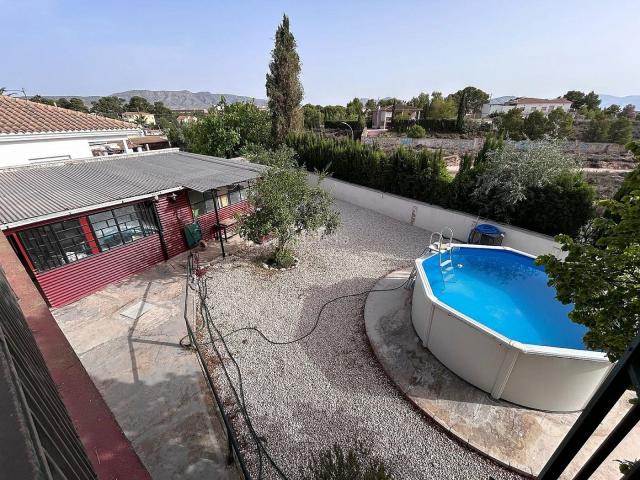 Chalet en venta en Monòver. Chalets.