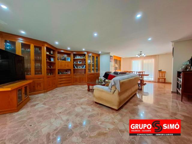 Chalet en venta en Monserrat. CHALET EN URB. COLINAS DE VENTA CABRERA DE MONSERRAT Ref. CC 184. Chalets.