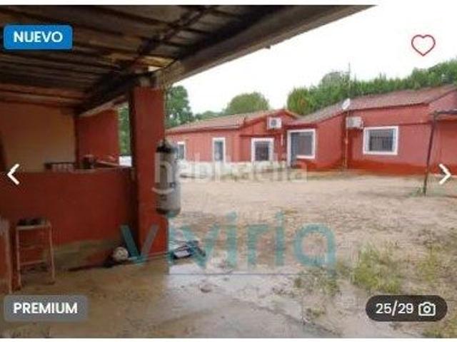 Chalet en venta en Monserrat. Sin comisiones de agencia. Chalets.