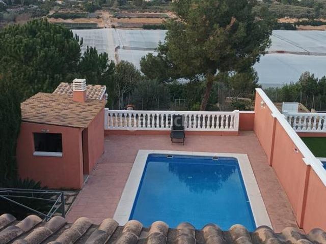 Chalet en venta en Monserrat. venta de chalet en Monserrat. Chalets.