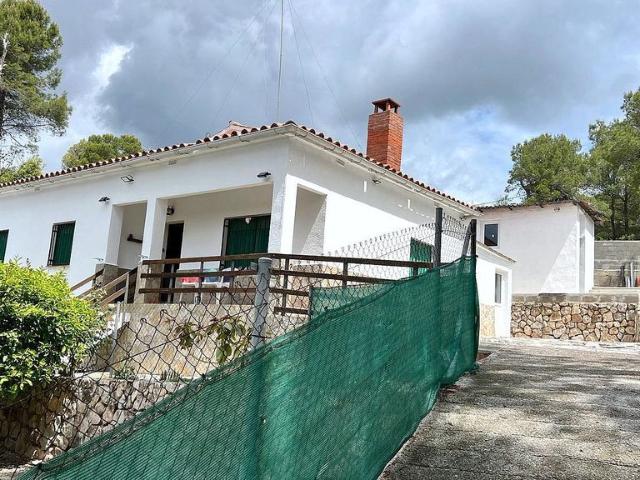 Chalet en venta en Montmell, El, de 96 m² 6 habitaciones por 195.000