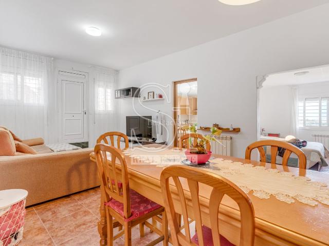 Chalet en venta en Montcada i Reixac, Reixac Vallensana Baixa. Casa o chalet independiente en venta en Vell a Montcada. Chalets Montcada i.