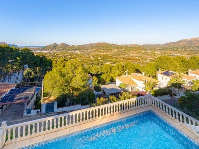 Chalet en venta en Monte Pedreguer, Alicante Costa Blanca