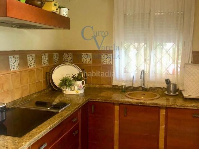 Chalet en venta en Montequinto, Centro. ESTUPENDO CHALET EN OLIVAR DE QUINTOS. Chalets.