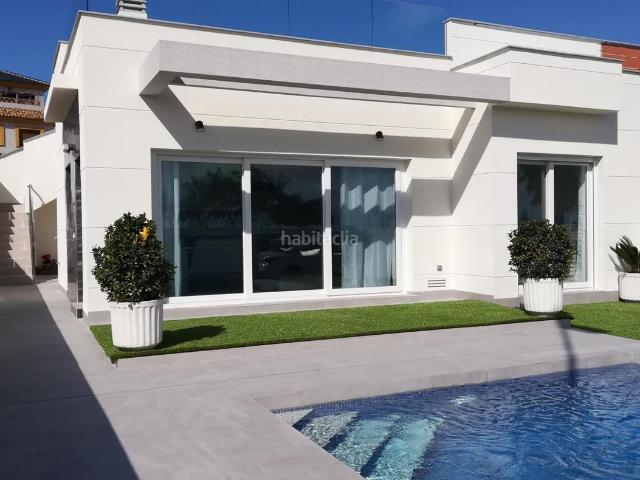 Casa adosada en venta en Montesinos Los. FANTASTICO CHALET DE OBRA NUEVA EN LOS MONTESINOS, ALICANTE, COSTA BLANCA SUR. Casas adosadas Montesinos.