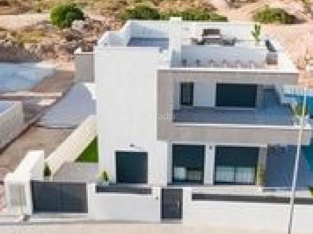 Chalet en venta en Montesinos Los. MAGNIFICO CHALET. Chalets Montesinos.