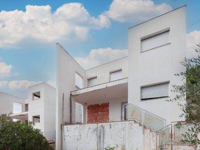 Chalet en venta en Montroi Montroy. Solvia Inmobiliaria Chalet independiente Montroy. Chalets Montroi.
