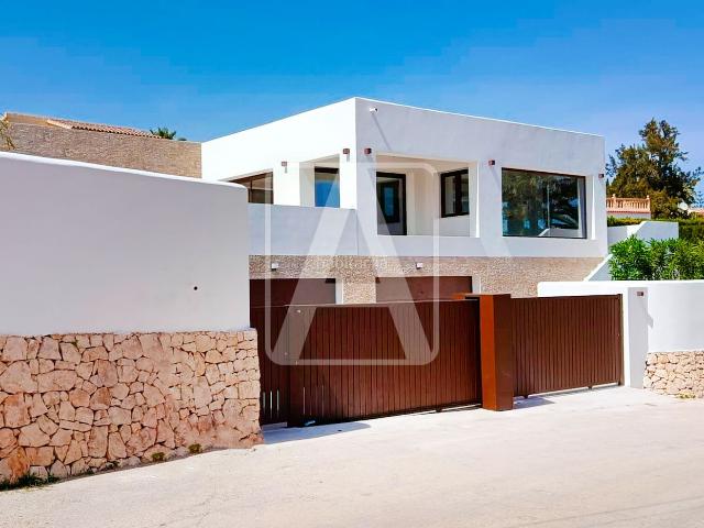 Chalet en venta en Moraira, Benimeit Tabaira. Chalets.