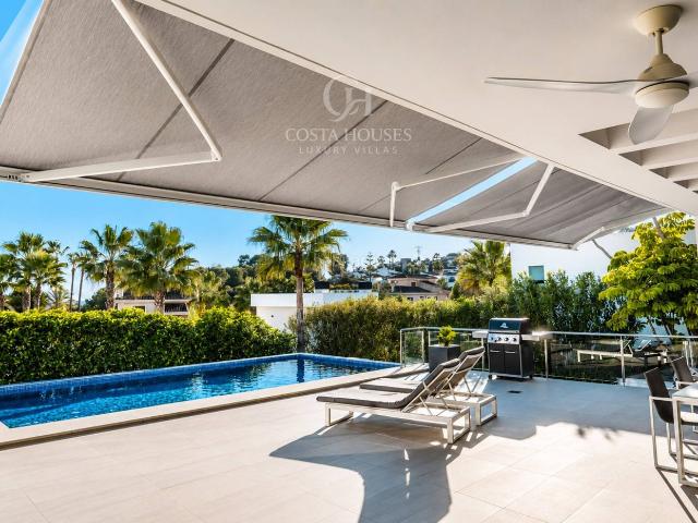 Chalet en venta en Moraira, Benimeit Tabaira. VILLA LUZ DEL SUR PRIVACIDAD Y DISEÑO CONTEMPORANEO EN SOLPARK MORAIRA. Chalets.