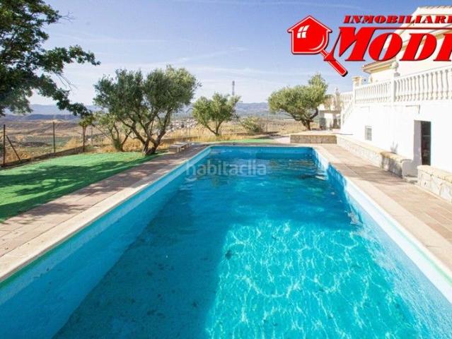 Chalet en venta en Moraleda de Zafayona. Chalet independiente en Moraleda de Zafayona Se vende espectacular chalet de 455 m construidos, situado en un entorno privilegiado. Chalets Moraleda de.