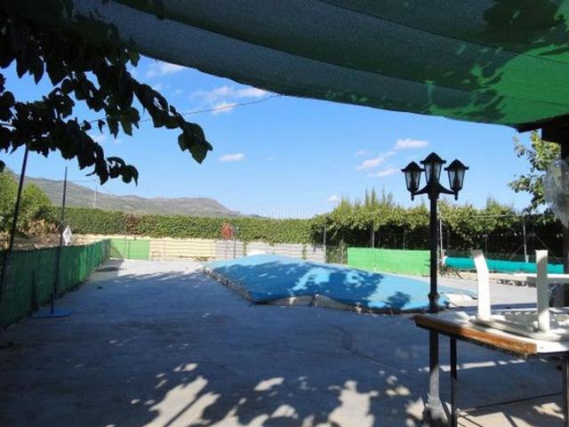 Chalet en venta en Moratalla. Proyecto de minicamping en huerta de Moratalla. Chalets.