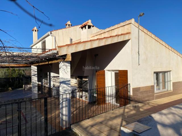 Chalet en venta en Moratalla. Villa Mediterránea con Piscina en Moratalla Naturaleza, Privacidad y Autenticidad. Chalets.