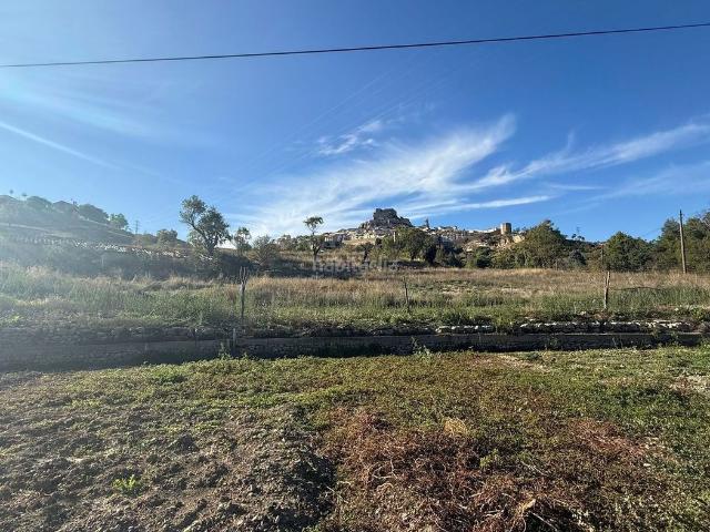 Chalet en venta en Morella. Chalets.