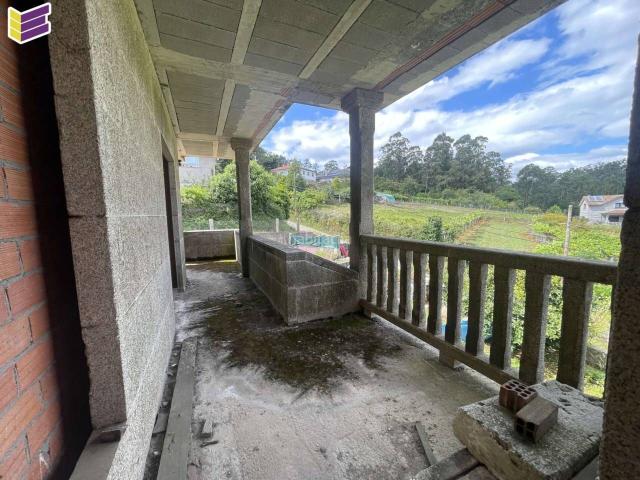 Chalet en venta en Mos. Chalet a 15 minutos de Vigo. Chalets.