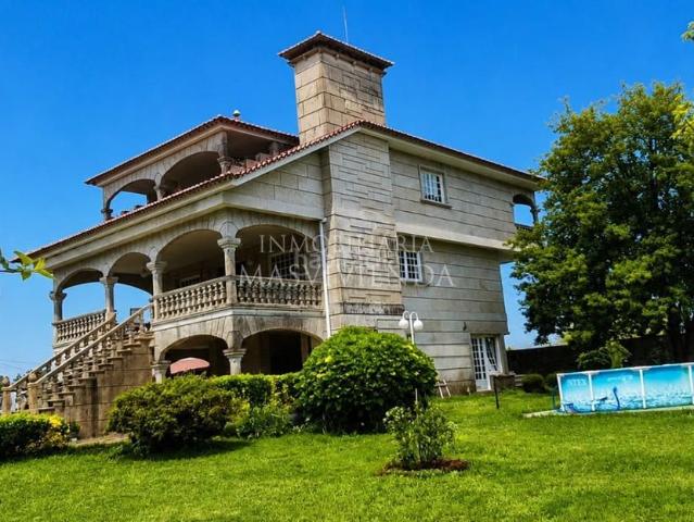 Chalet en venta en Mos. ESPECTACULAR CHALET INDEPENDIENTE EN MOS. Chalets.