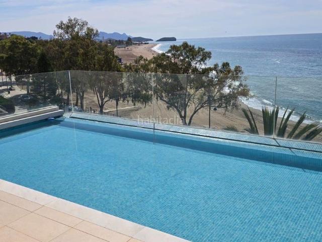 Chalet en venta en Mazarrón, Bolnuevo. Impresionante chalet en primera línea de la playa. Bolnuevo. Puerto de Mazarrón. Chalets.