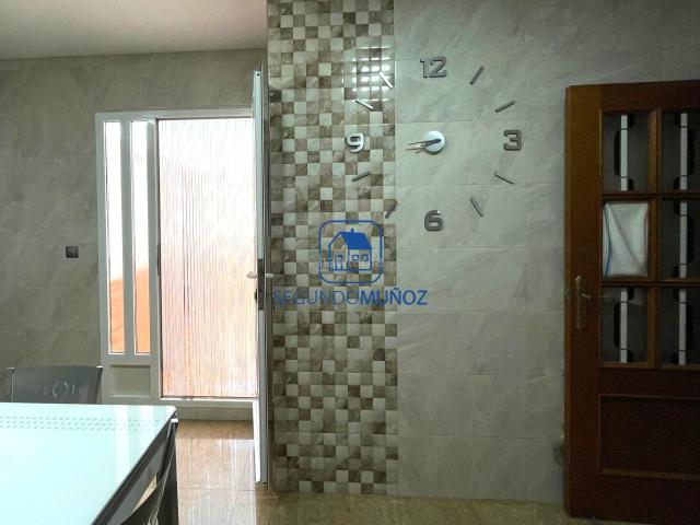 Chalet en venta en Mazarrón, Mazarrón Casco Urbano. Amplia Casa Adosada en Mazarrón. Chalets.