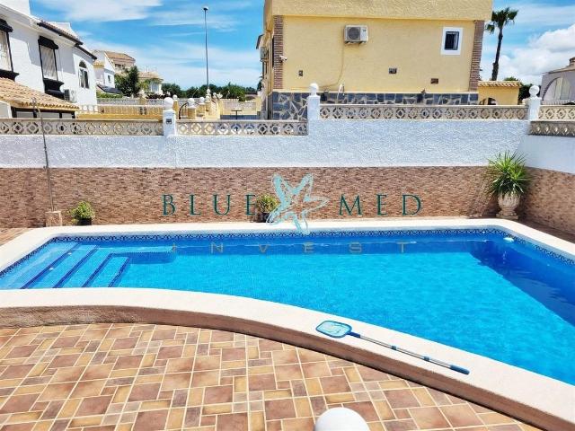 Chalet en venta en Mazarrón, Mazarrón Casco Urbano. VILLA FORTUNA INDEPENDIENTE CON PISCINA PRIVADA EN SECTOR A. Chalets.