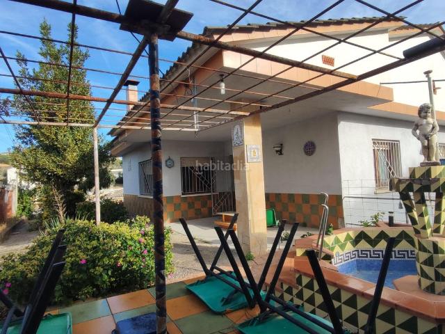 Chalet en venta en Maçanet de la Selva, Residencial Park. Casa en dos plantas y buhardilla. Chalets Maçanet de la.