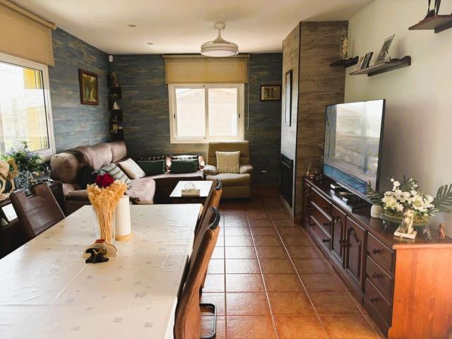 Chalet en venta en Maçanet de la Selva, Residencial Park. *CASA UNIFAMILIAR INDEPENDIENTE CON PSICINA JARDIN*. Chalets Maçanet de la.