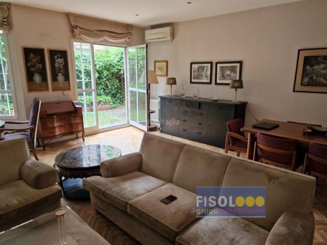 Chalet en venta en Madrid, Aravaca. chalet adosado en aravaca. Chalets.