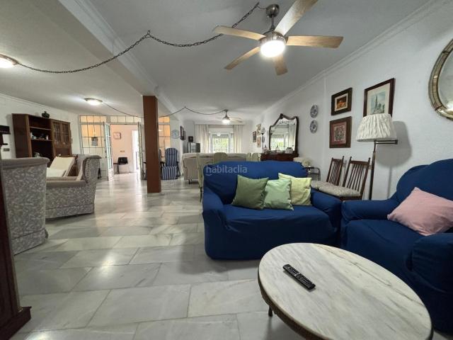Chalet en venta en Madrid, Castellana. Chalets.