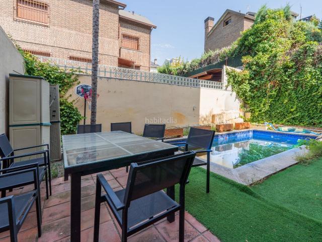 Chalet en venta en Madrid, Peñagrande. Espectacular Chalet Pareado en Fuentelarreina Zona Norte Madrid. Chalets.