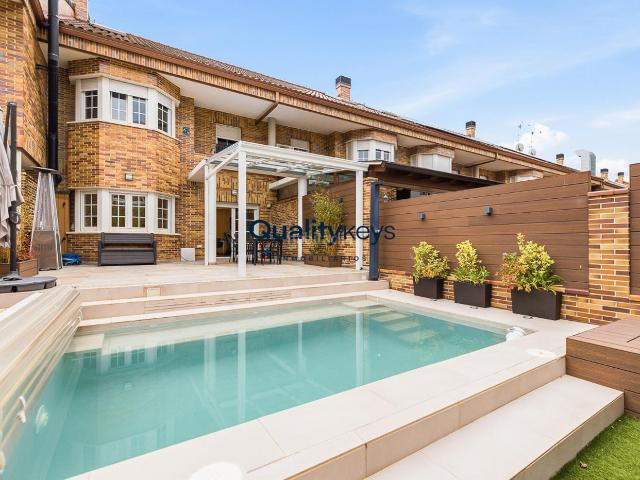 Chalet en venta en Madrid, Valdebebas Valdefuentes. Chalets.