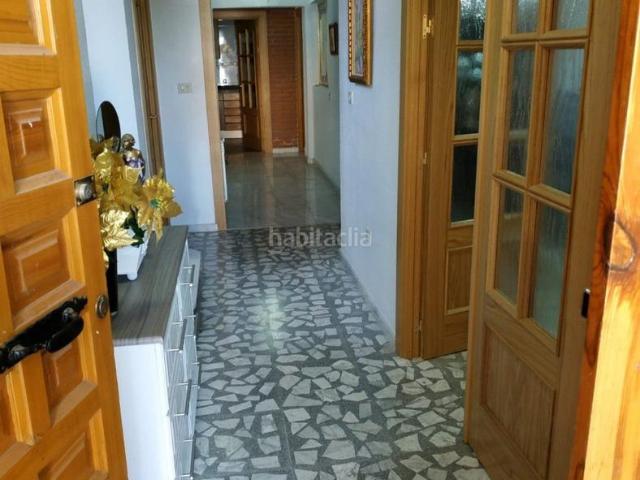 Chalet en venta en Madrigueras. SE VENDE CHALET EN MADRIGUERAS ALBACETE. Chalets.