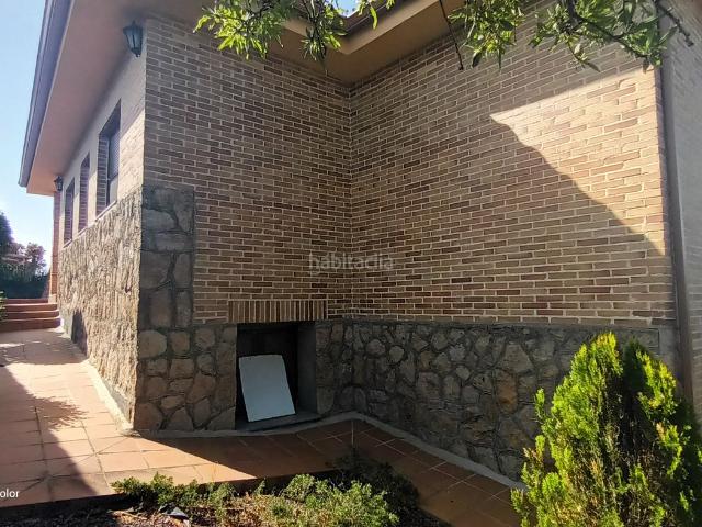 Chalet en venta en Maello. Prado Encinas. Chalets.