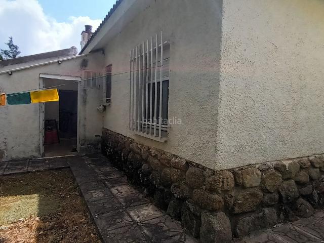 Chalet en venta en Maello. se vende. Chalets.