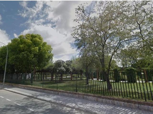 CHALET EN VENTA EN MAIRENA DEL ALCOR. ACTIVO INMOBILIARIO SIN POSESIÓN, NO VISITABLE
